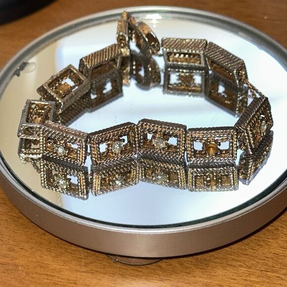 Vintage gold tone & rhinestones slide bracelet - Picture 4 of 5